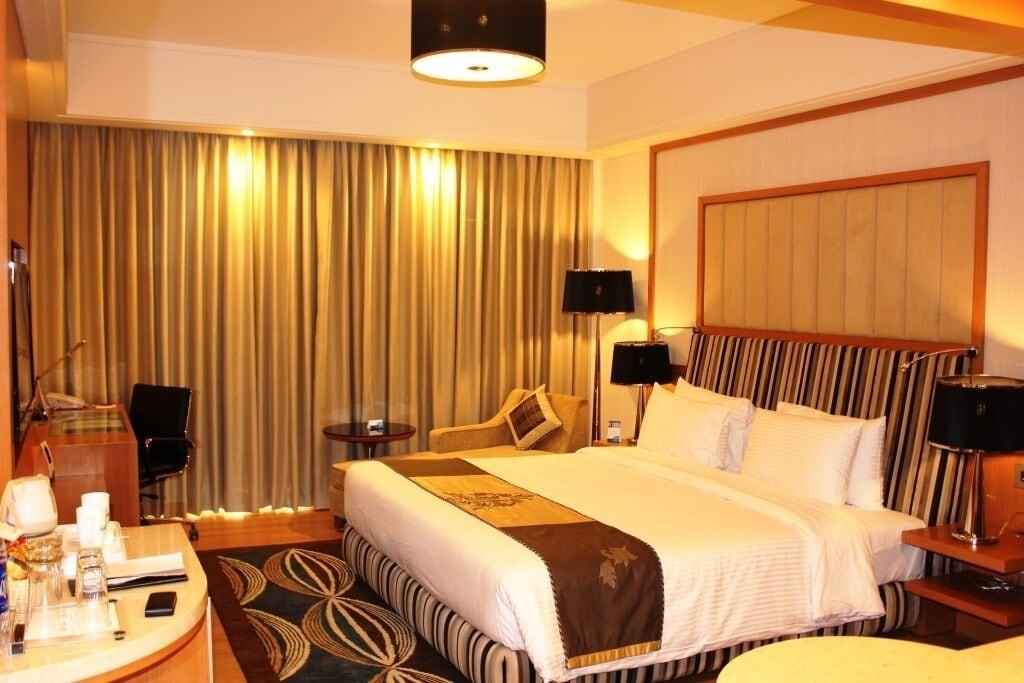 Radisson Blu Hotel, Nagpur Exterior photo